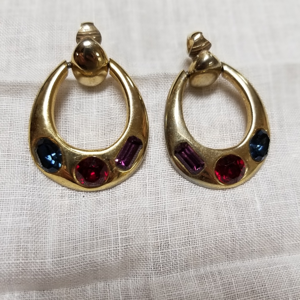 Earring - Picture 8 of 8